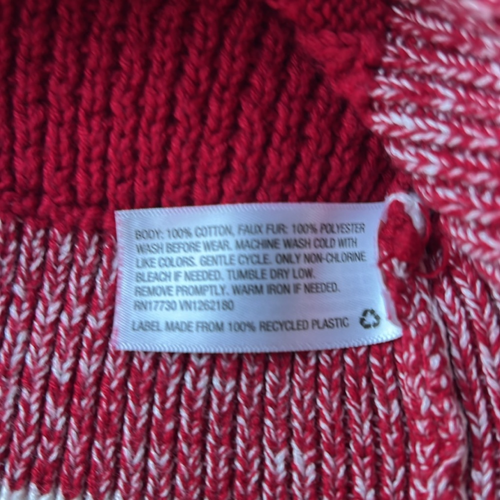 Cherokee Sweater - Picture 4 of 4